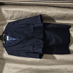 Tahari Skirt Suit